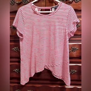 Keyhole Back T-Shirt